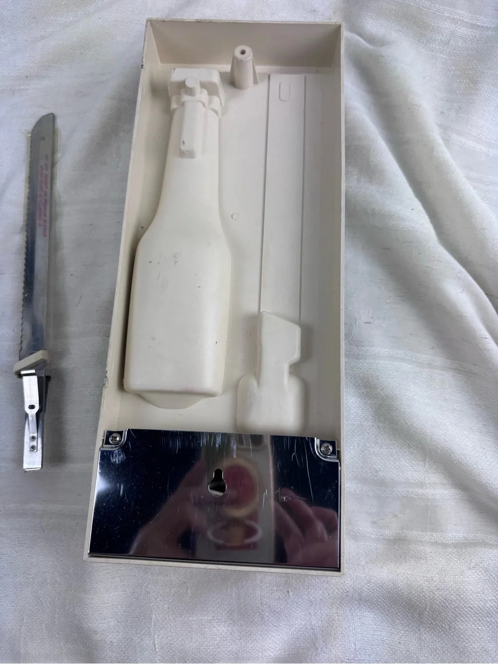 Vintage GE Electric Carving Knife w Wall Mount Case Tested Working